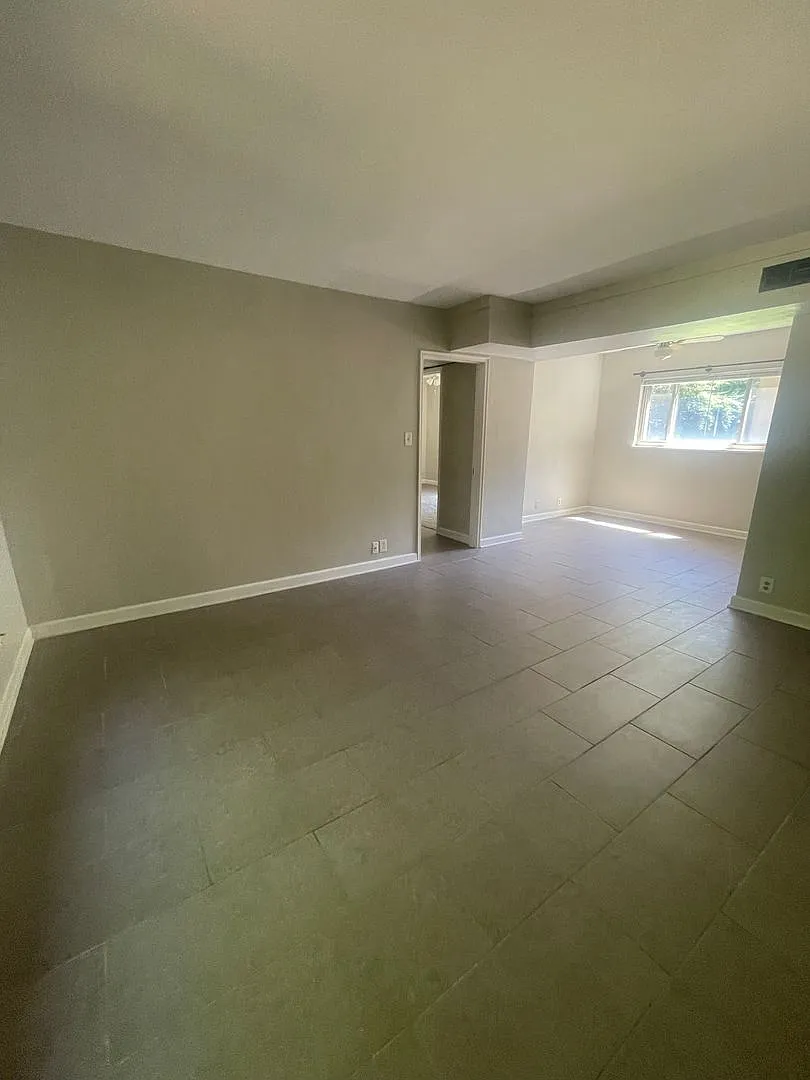 Patterson 2358 — Photo 4