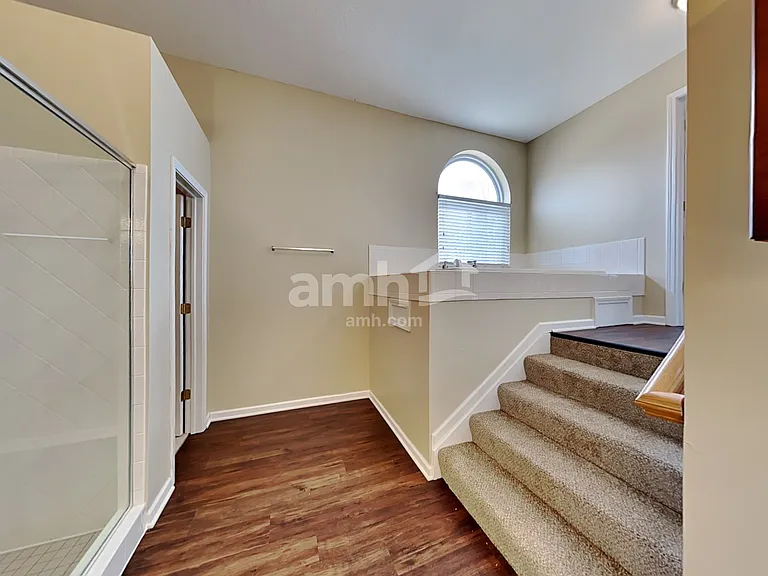 338 Calebs Ct — Photo 13