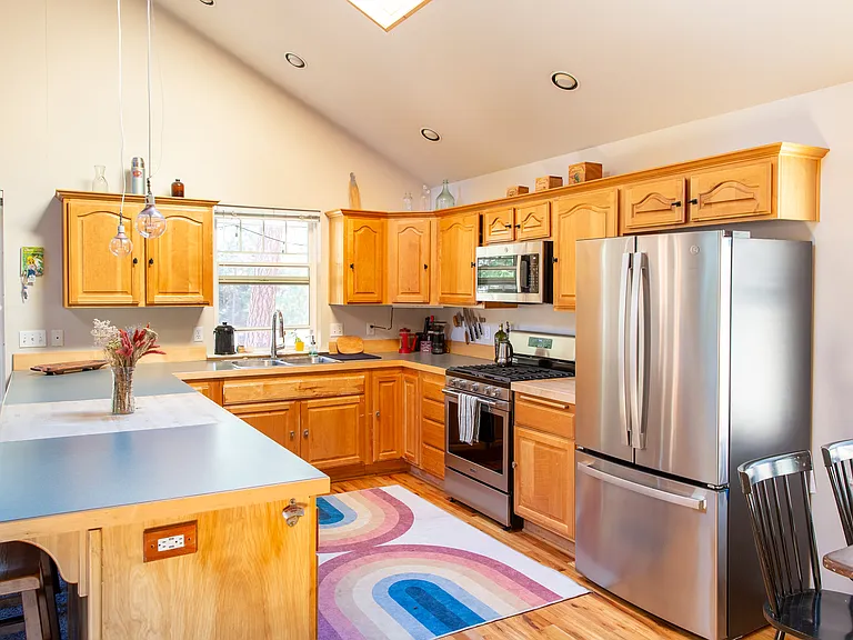 1137 NW Stannium Rd — Photo 11