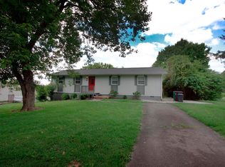 148 Amesbury Rd, Knoxville, TN 37934