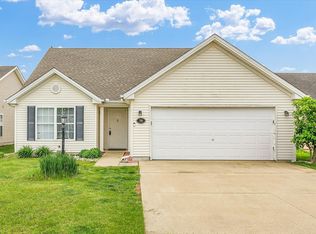 709 Bardeen Ln, Champaign, IL 61822