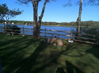 40 Arnold St, Wareham, MA 02571