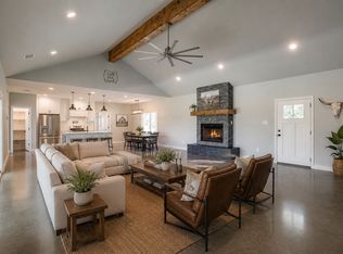 13901 County Road 102, Grandview, TX 76050