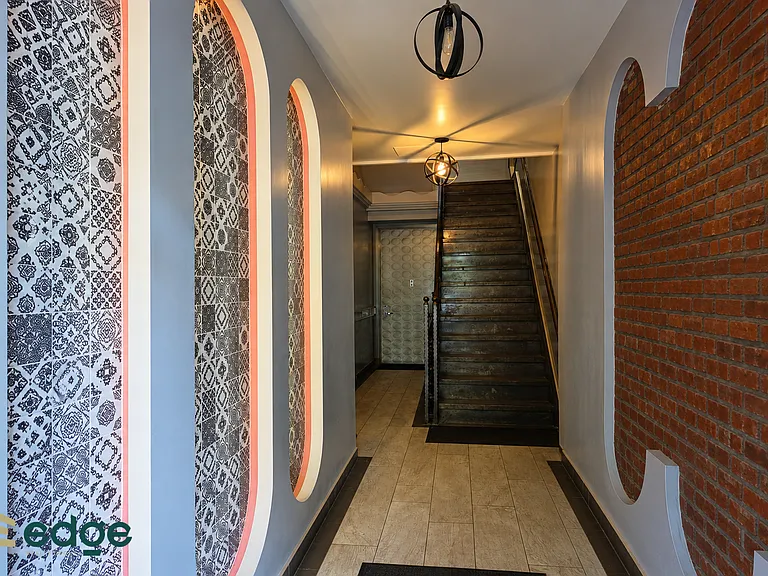 1415 Herkimer St #3 — Photo 9
