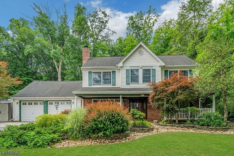 1st image of 72 Mountain Ave