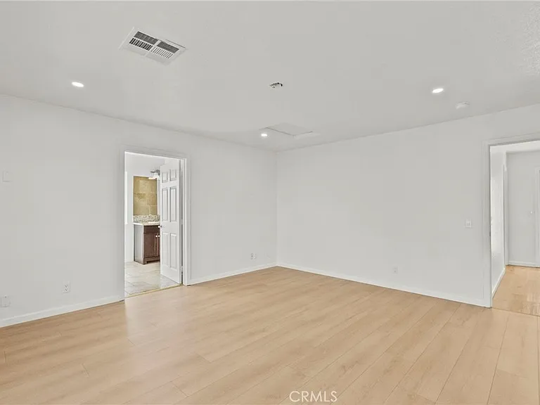 1138 Lakeview Dr — Photo 39
