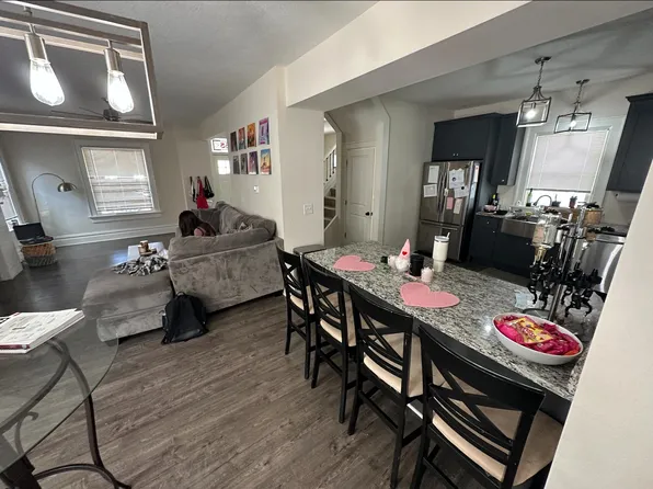 365 E 13th Ave #1, Columbus, OH 43201