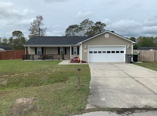 404 Austin Ct, Richlands, NC 28574