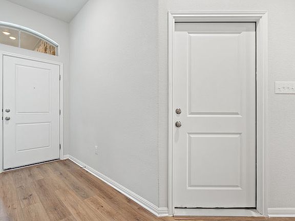 5th image of 13201 Ditka Dr