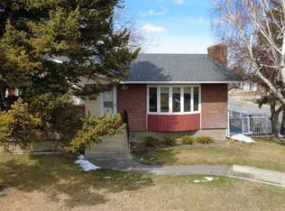 667 S 21st St, Fort Macleod, AB T0L0Z0
