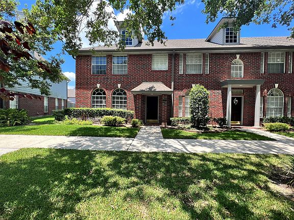 2nd image of 1371 El Camino Village Dr
