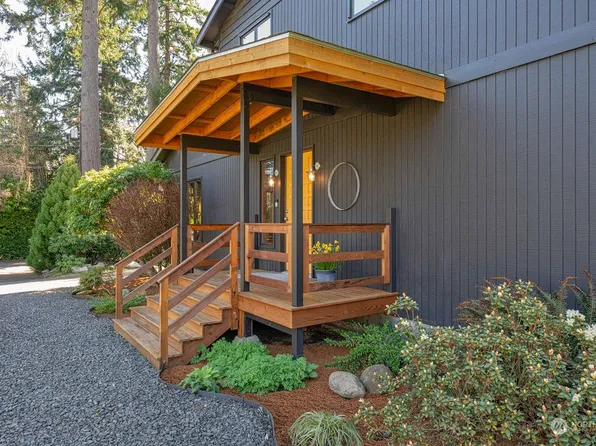 11907 103rd Avenue SW, Vashon, WA 98070