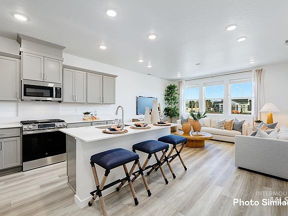 7th image of this home