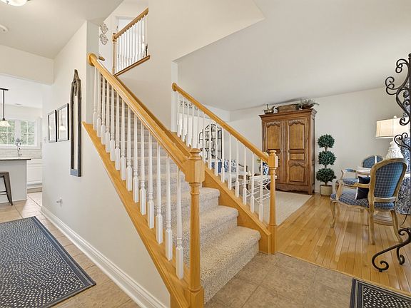 2nd image of 1205 Waterside Ln
