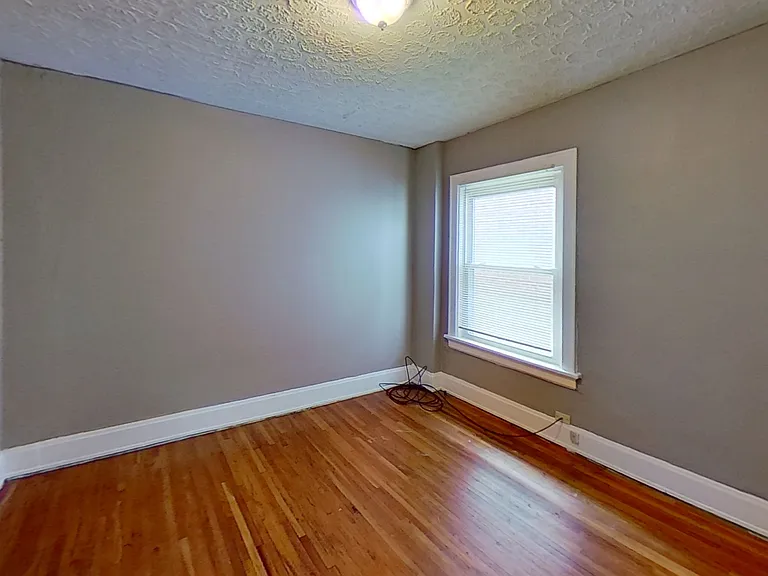 27 W Blake Ave — Photo 9