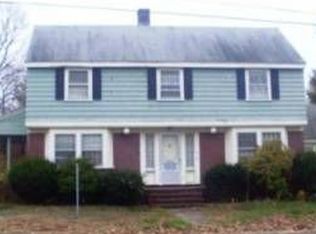 35 East St, Methuen, MA 01844