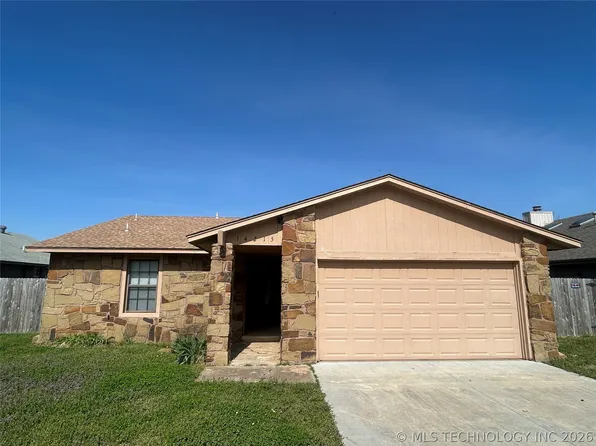 14215 E 37th Pl, Tulsa, OK 74134