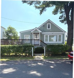 21 Saint Benedict Circle, Stamford, CT, 06902