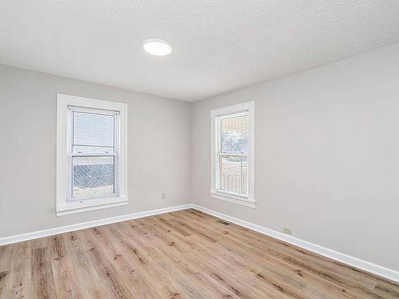 5th image of 1539 Beaumont Ave