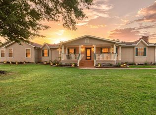 103 Roundabout Ln, Huntsville, TX 77320