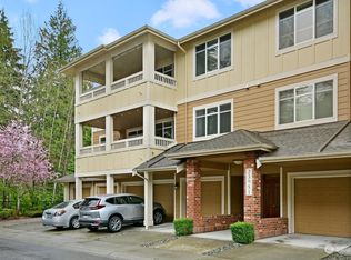 23951 NE 115th Ln UNIT 102, Redmond, WA