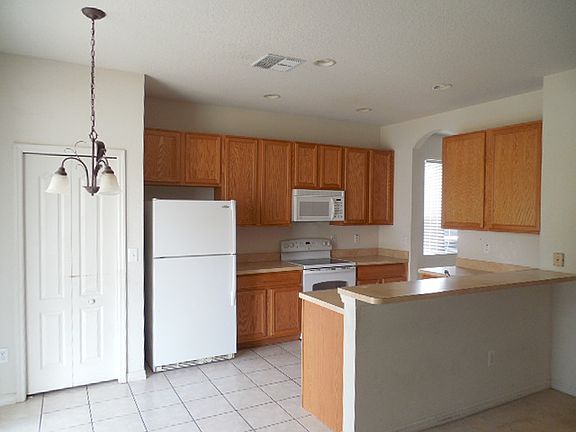 So Charm Cir 8470 move out pics 112_05032016