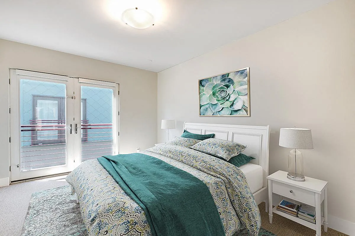 Washington Street Townhomes — Photo 4