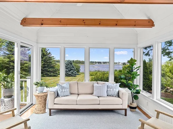 47 Wood Ave, Scituate, MA 02066