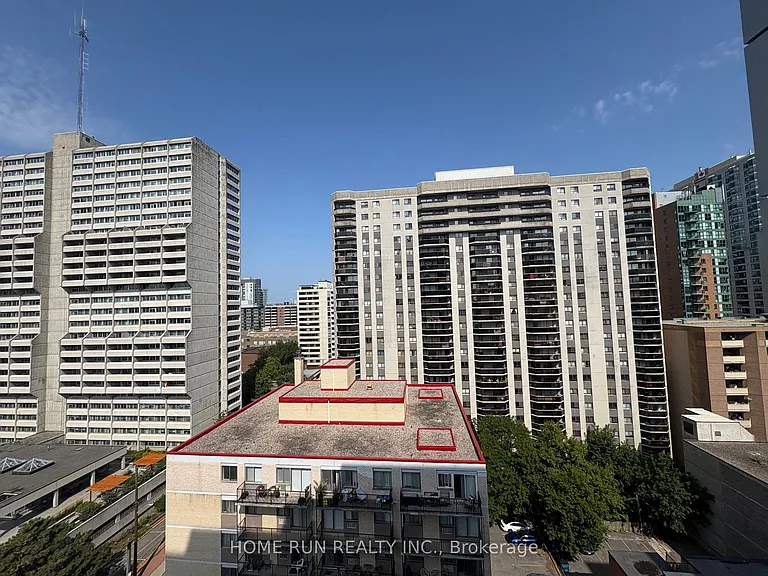 255 Bay St #3 — Photo 16