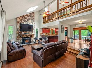 108 Bayberry Ct, East Stroudsburg, PA