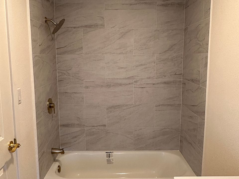 1st image of 408 Randall St #7