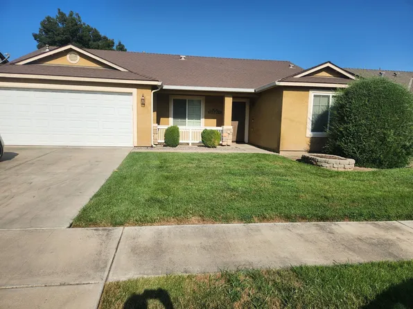 2884 Sauvignon St, Tulare, CA 93274
