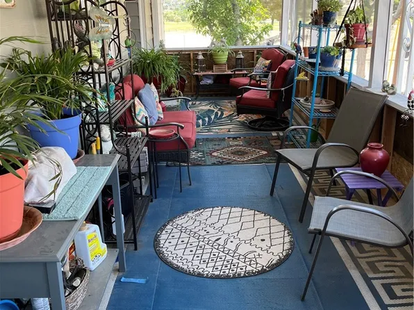 55524 Yucca Trl Spc 10, Yucca Valley, CA 92284