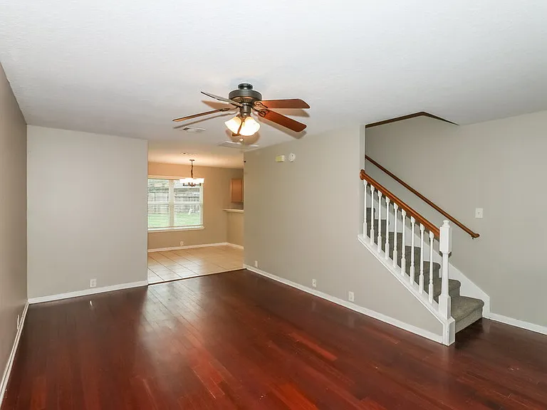 19119 Royal Isle Dr — Photo 6