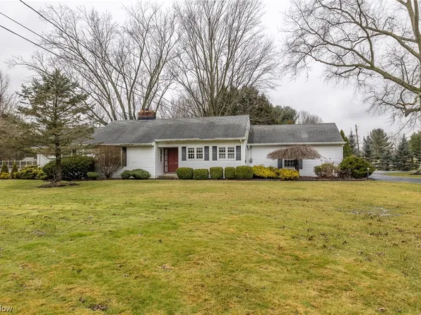 12326 W River Rd, Columbia Station, OH 44028