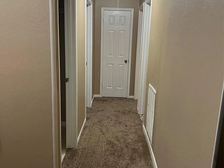 13967 Dentwood Dr — Photo 12