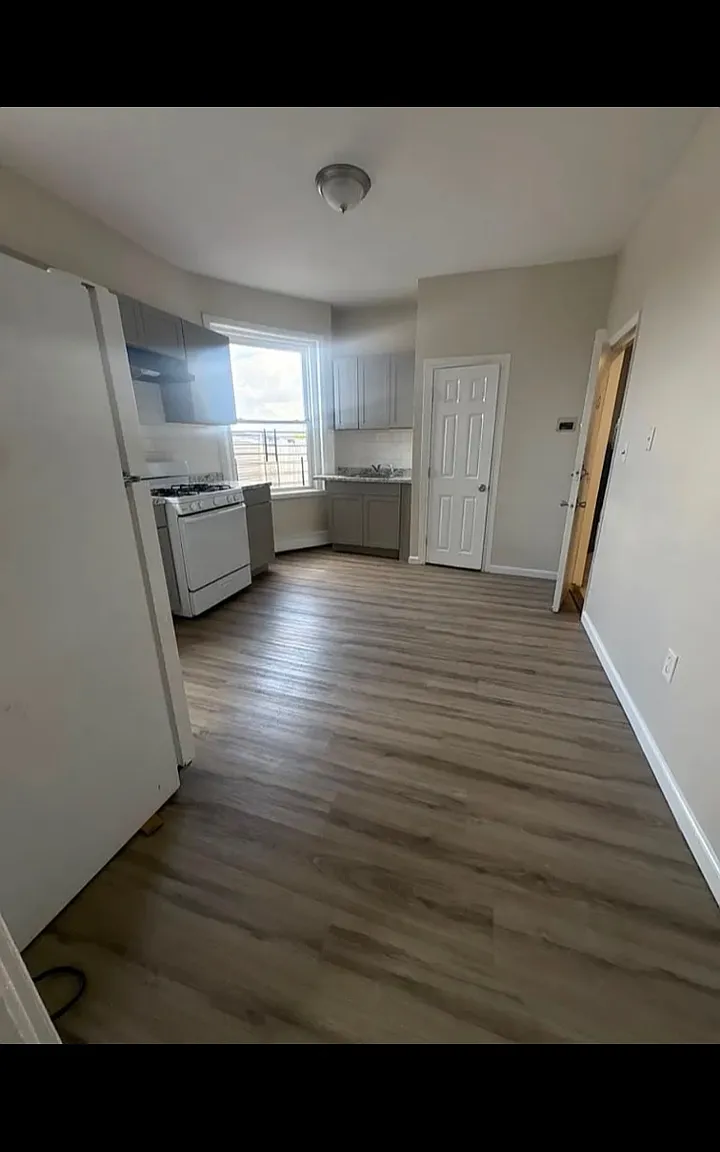 1 bed, $1,450 — Photo 4
