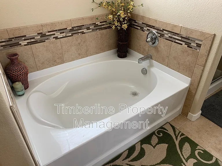 6421 Vickie Ln — Photo 19
