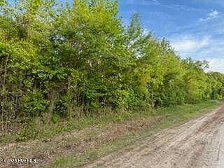 3rd image of Lot C South Road