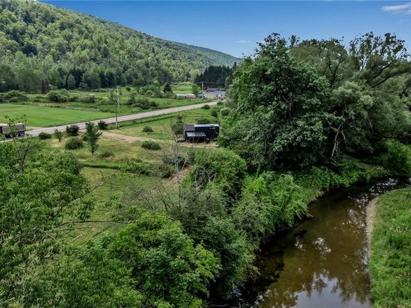 5700 Route 98 #7, Great Valley, NY 14741