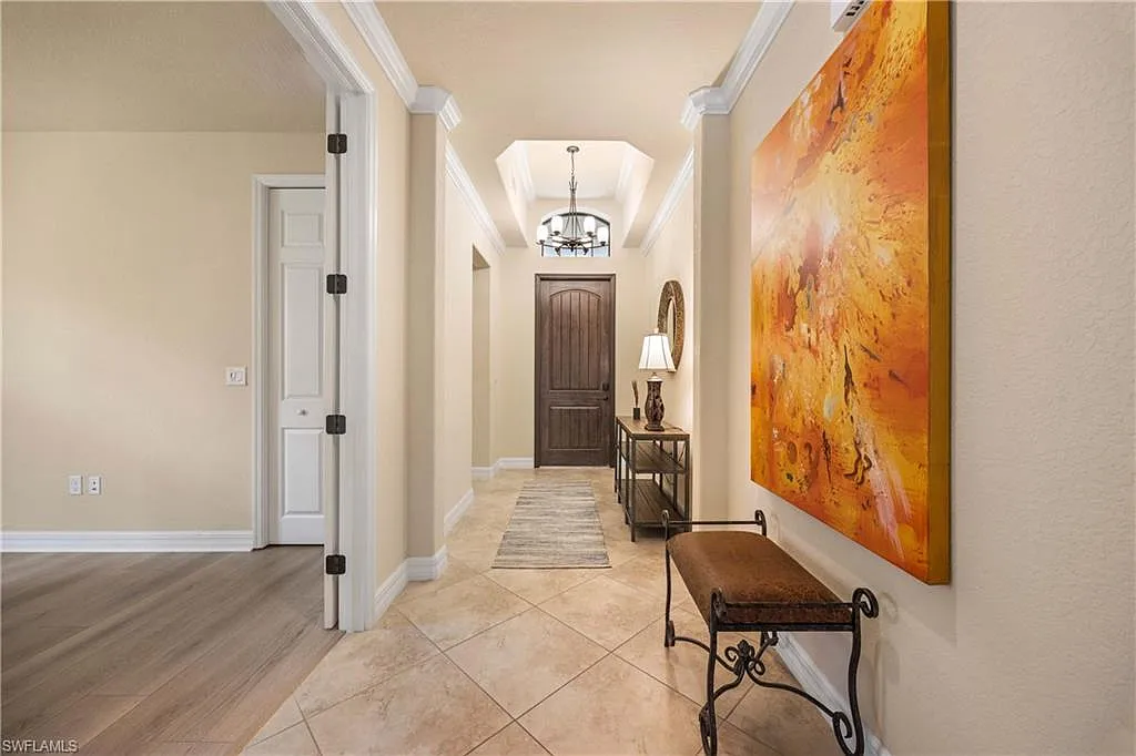3 bed, 3.0 bath, 2032 sqft, $21,500 — Photo 4