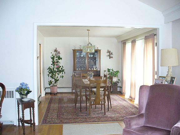 3rd image of 259 Tampa Ave
