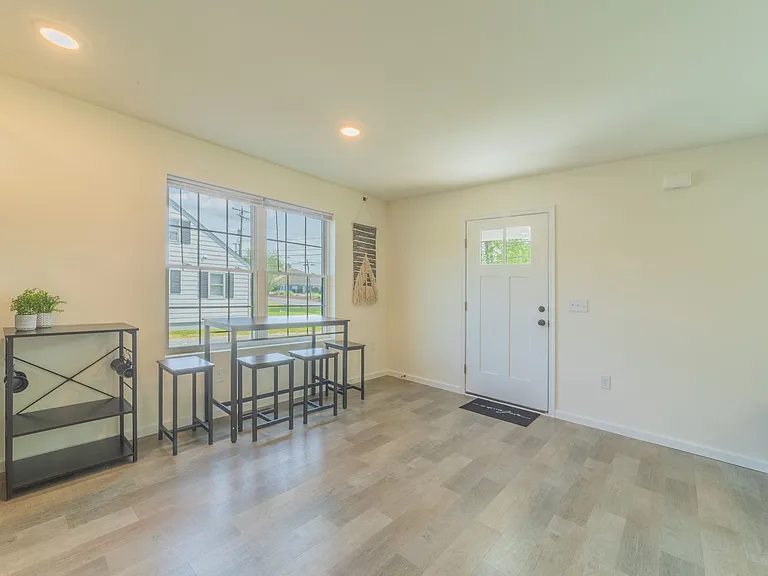 674 N Bedford St — Photo 5