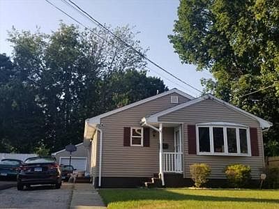 2nd image of 28 Auburn St
