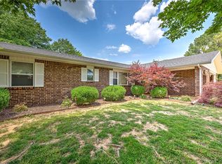 214 Overhill Dr, Lowell, AR 72745
