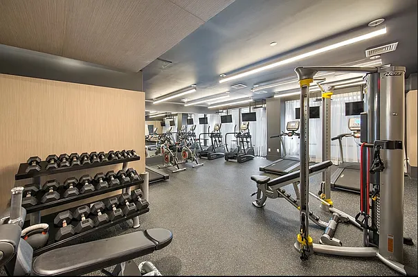 Rented by Monarch Realty Group | media 20