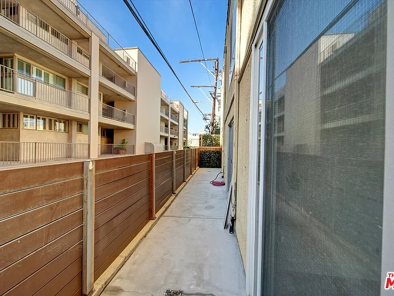 15 Spinnaker St #101 — Photo 32