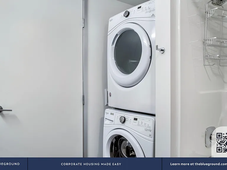 Washer/Dryer in Apartment