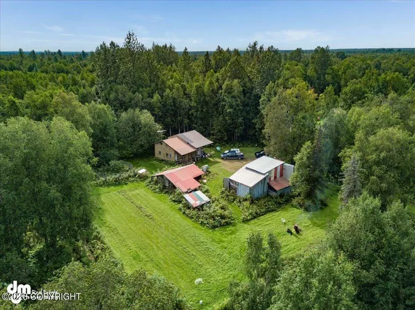 22825 S Chulitna Dr, Trapper Creek, AK 99683