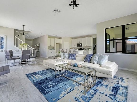 3rd image of 8108 NW 78th St #8108